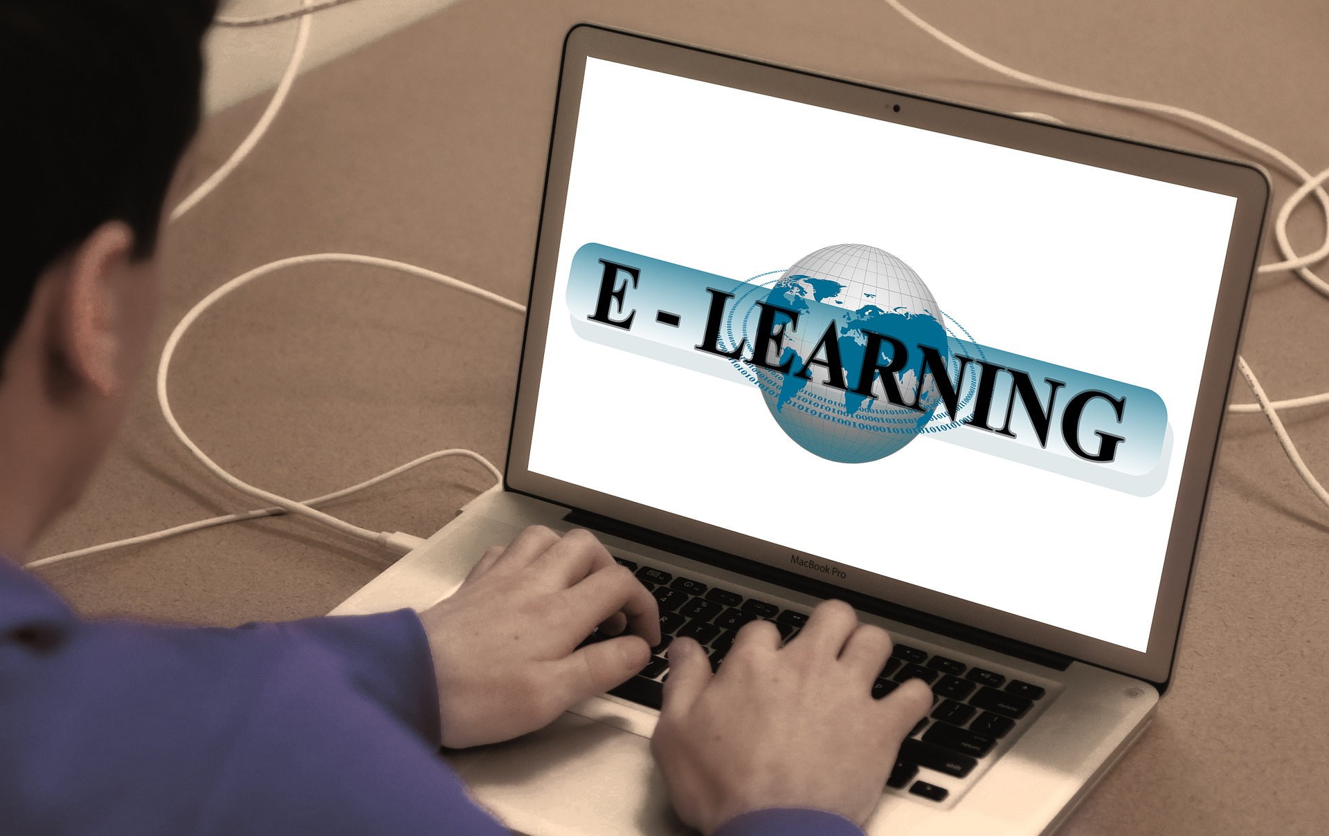 E-Learning Made Simple: An Ultimate Guide To Electronic Learning             